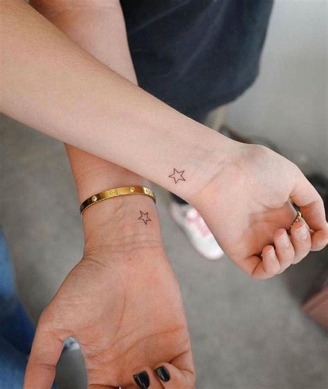 tatuajes de amigas|tatuajes minimalistas.